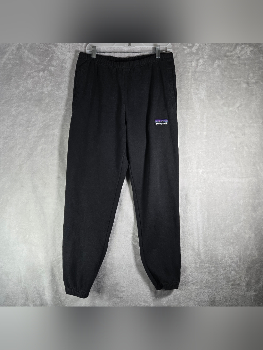 Patagonia P-6 Big Label Uprisal Sweatpants Joggers Mens Size M Medium Black 30”